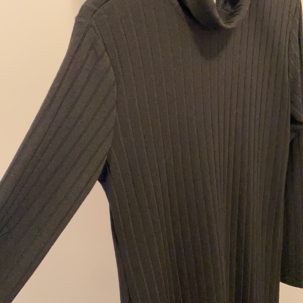 H&M - Picture 3 of 3